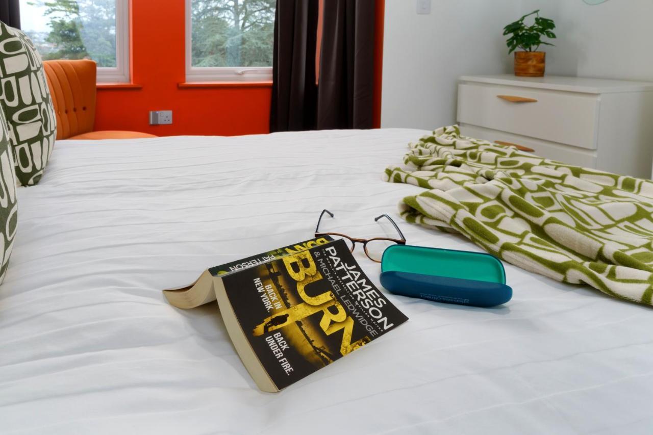 Apartment Two - Private Car Park, Comfortable And Well Equipped - By Ocean City Retreats Plymouth Exteriér fotografie